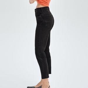 Denim Forum Yoko High Rise Slim Crop